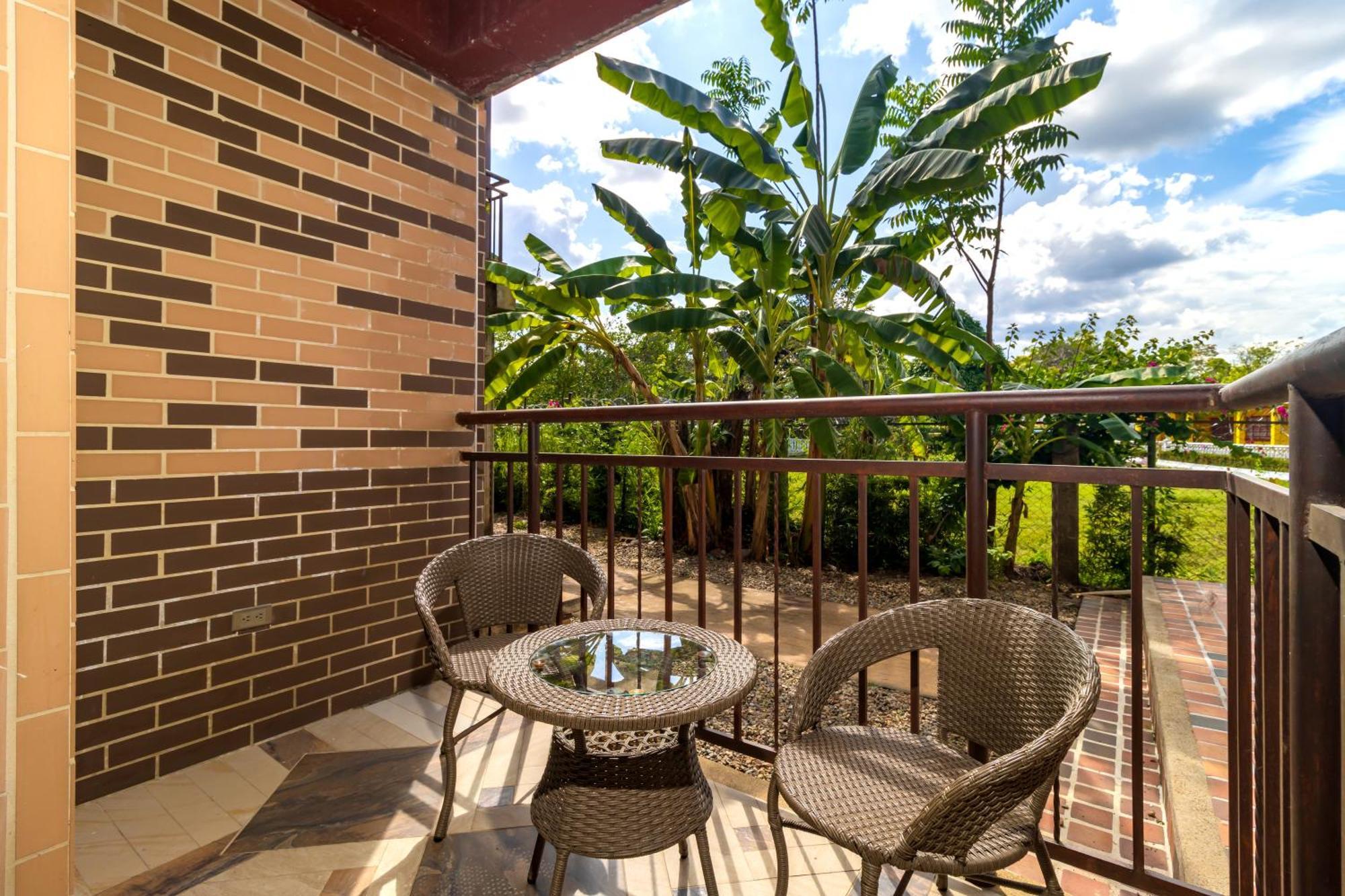 Nq Hotel Orinoquia Granja Campo Alegre Luaran gambar